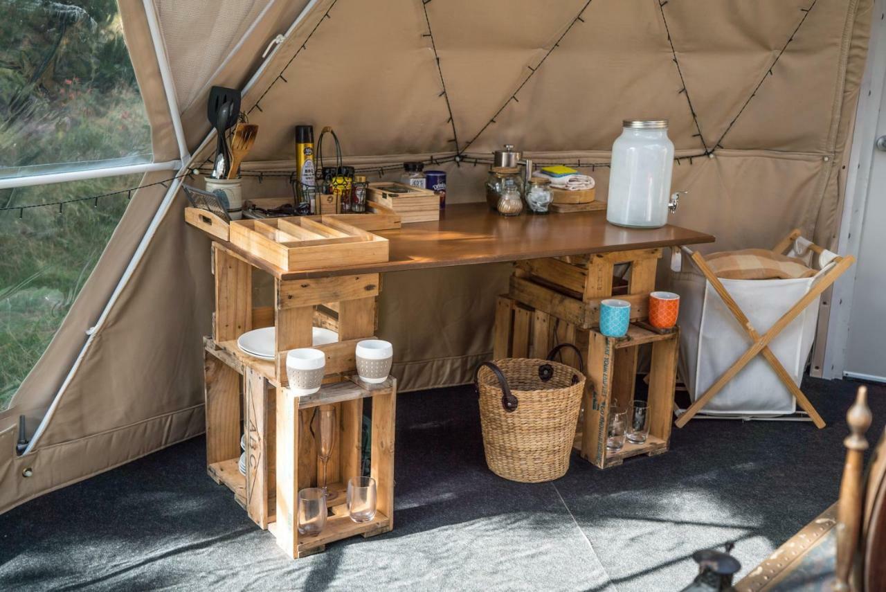 Mt Gold Glamping Hotell Wanaka Exteriör bild